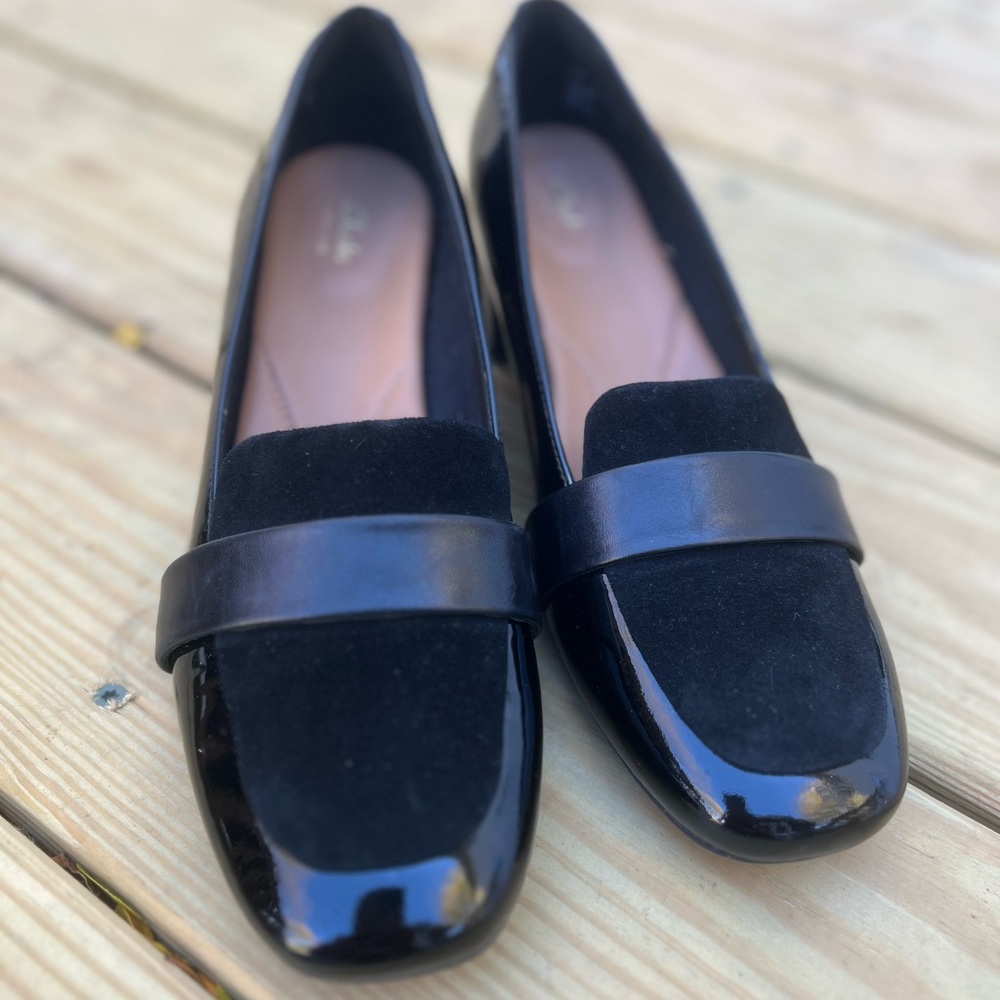 CLARKS ARTISAN Tealia Elva Pumps BLACK PATENT LEATHER HEELS Size 9
